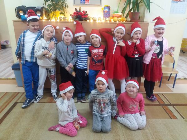 Mikołajowe Mikołajki w Oddziale Przedszkolnym